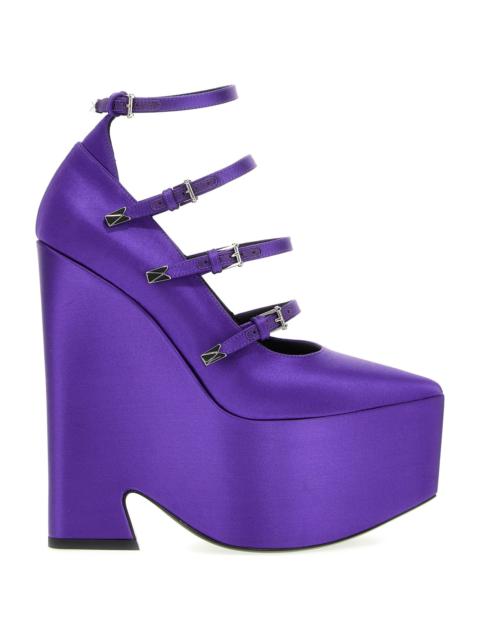 VERSACE Tempest Pumps