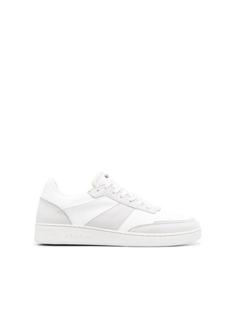 Plain low-top sneakers