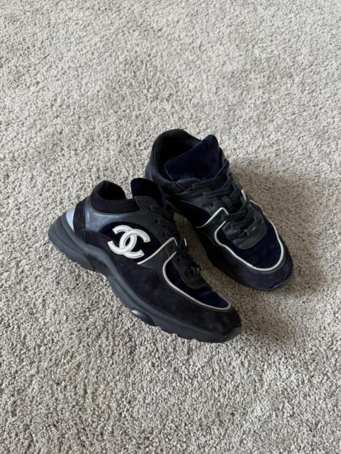 CHANEL Chanel CC LOGO Low-Top Sneaker Royal Leather