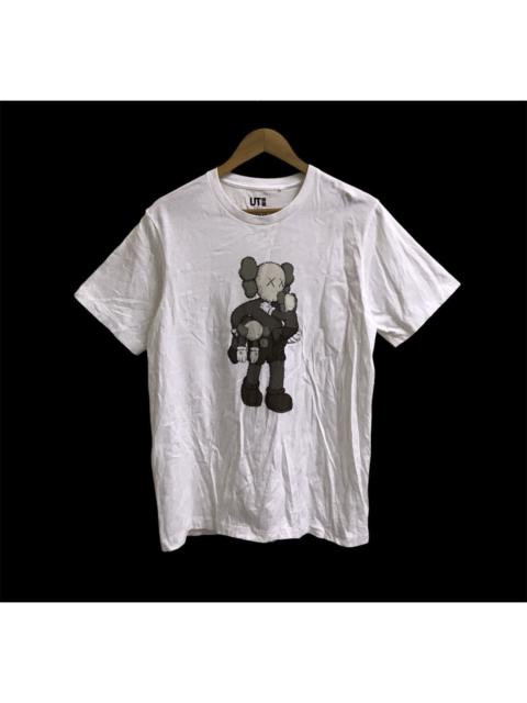 Other Designers Kaws X uniqlo tshirt