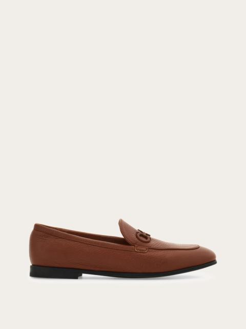 FERRAGAMO Gancini loafer