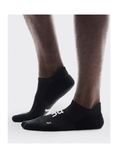On On Core Low 2-Pack Run Socks in Black at Nordstrom