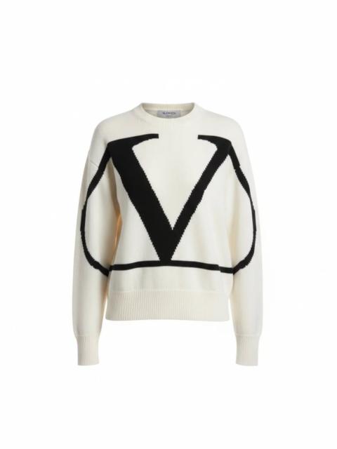 Valentino Authentic Pre owned Valentino White And Black VLogo Sweater For Women's! 