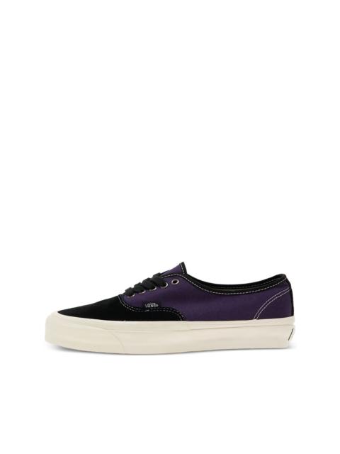 Old Skool sneakers