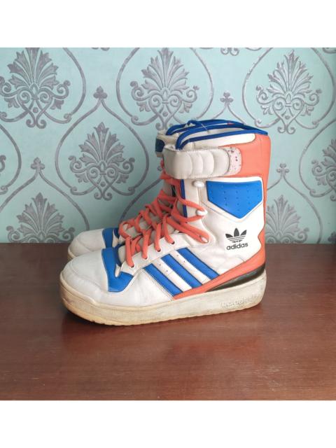 Other Designers Adidas × Jeremy Scott - ARCHIVE! 2009 Snow boots.Like Feng Chen Wang or Camper
