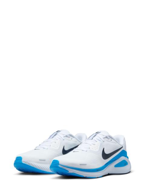 Nike Nike Structure 26 Running Shoe in 119 White/black at Nordstrom