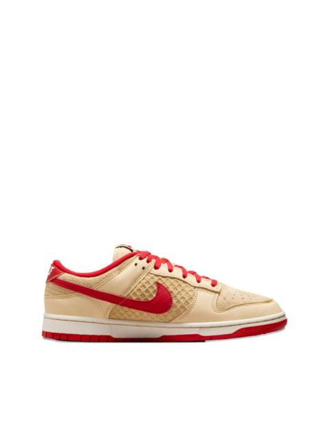 Dunk Low "Strawbeyy Waffle" sneakers