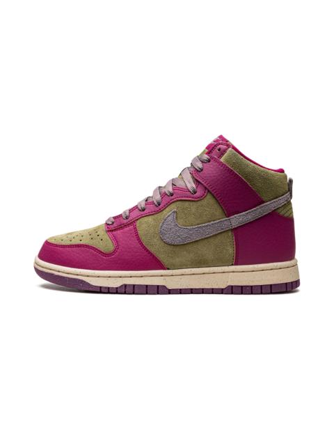 Nike WMNS Dunk High "Dynamic Berry"