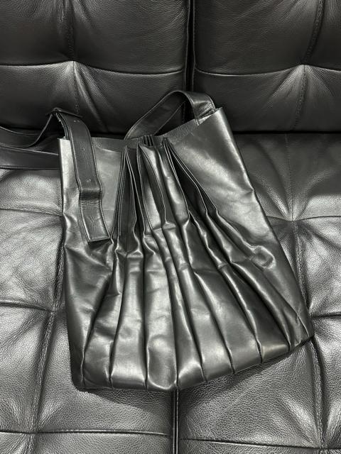 Yohji Yamamoto Yohji Yamamoto Noir Accordion Pleat Leather Bag