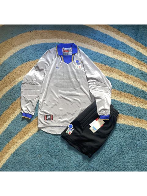 Nike DEADSTOCK Italy 1996 Goalkeeper jersey BNWT