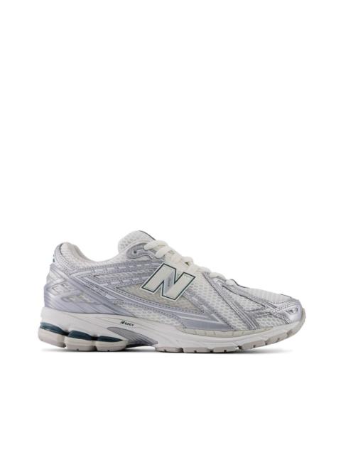 NEW BALANCE SNEAKERS 2