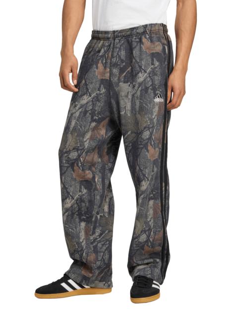 adidas adidas Camo Fleece Sweatpants in Black at Nordstrom