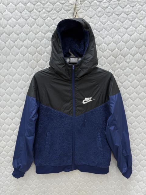 🔥🔥🔥STEALS NIKE HOODIE JACKET