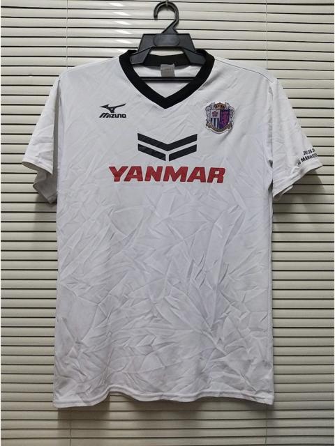 Mizuno CEREZO OSAKA VS MANCHESTER UNITED 2013 MIZUNO AWAY JERSEY