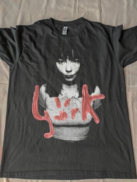 t-shirt bjork gildan 5000