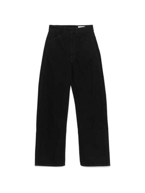 high-waisted curved jeans
