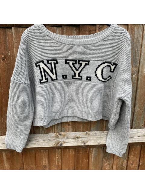 Other Designers Jennifer Meyer Women's Grey and White Crop-top