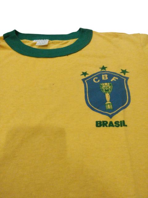 Vintage Brazil(Brasil) Jersey 80s
Pit 19
Length 26
Got pinholes