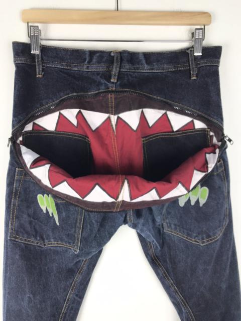 Other Designers Vintage - Zippered Shark Mouth Flare Jean