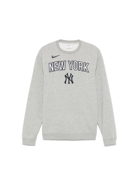 New York Yankees sweatshirt
