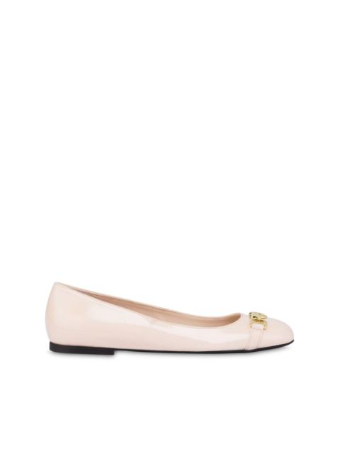 Moschino logo-plaque ballerina shoes