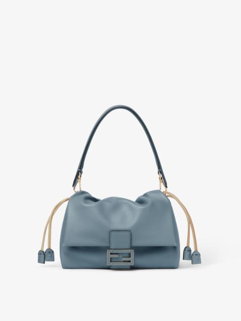 FENDI Mamma Baguette Medium