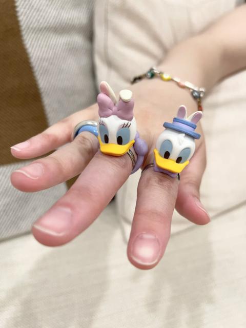 Other Designers STEAL! 2000s Disney Japan Daisy Duck Ring Brand New