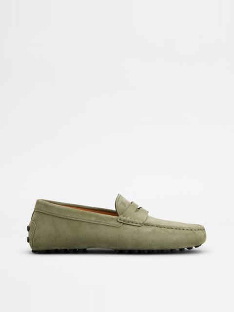 Tod's GOMMINO DRIVING SHOES IN SUEDE - GREEN