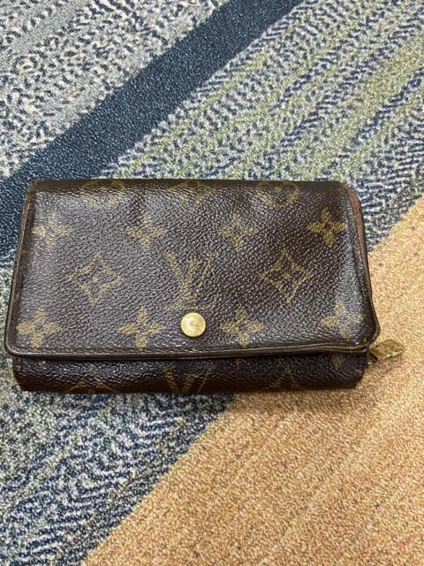 Louis Vuitton Authentic Louis Vuitton Monogram Wallet