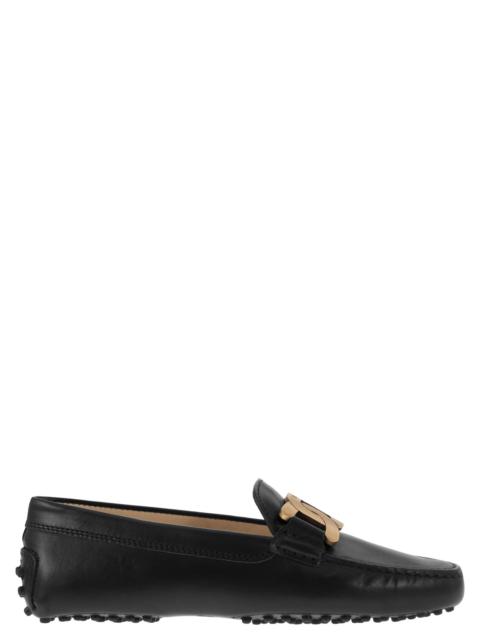 Tod's Women Moccasin With Metal Chain