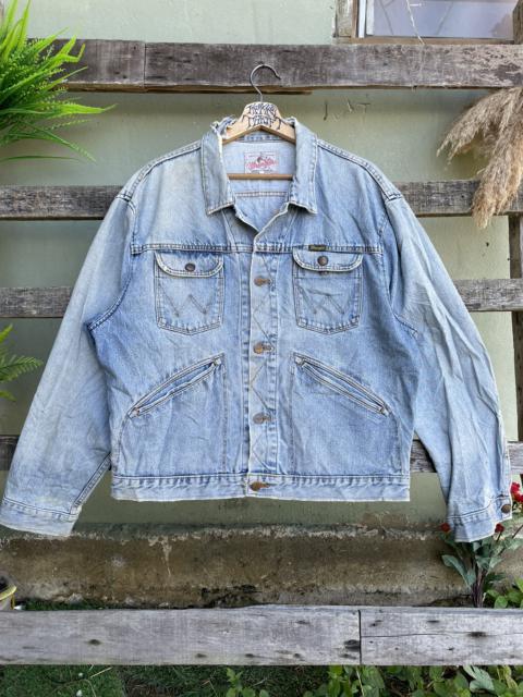 Other Designers Vintage - ⚡️Vintage Wrangler Distressed Denim Jacket