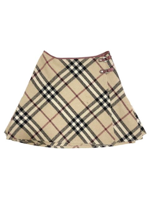Burberry 🔥 Burberry Nova Check Wool Mini Skirt