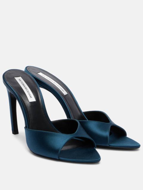Victoria Beckham Harlow 100 satin mules