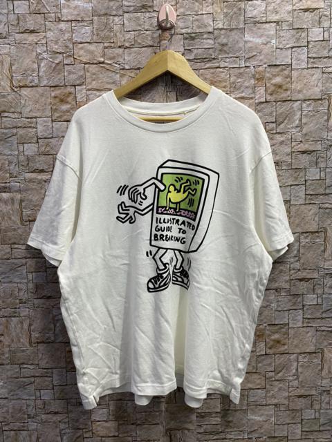 Uniqlo - KEITH HARING ILLUSTRATED GUIDE TO BREAKING WHITE TEE