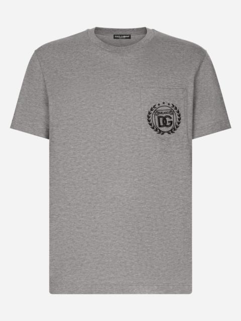 sacai Bill Cunningham Graphic Print T-Shirt | REVERSIBLE