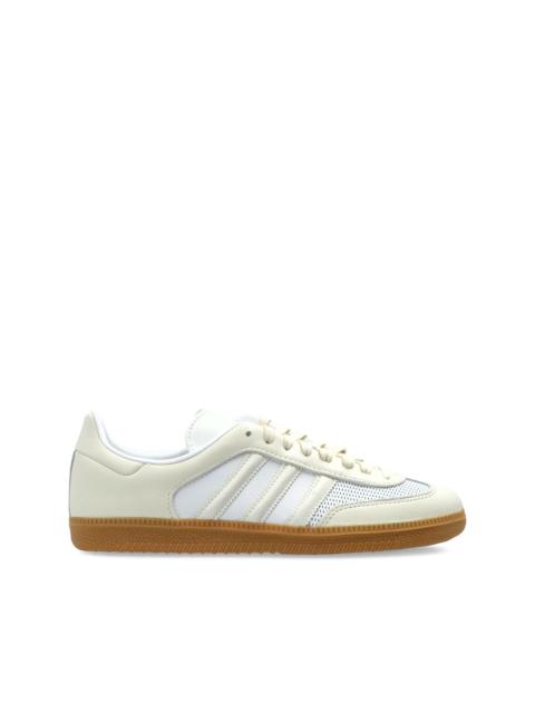 Samba sneakers