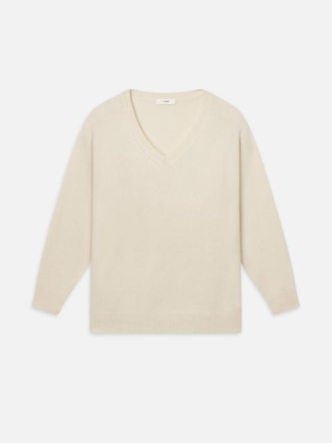 FRAME The Cashmere Brushed V Sweater in Cream