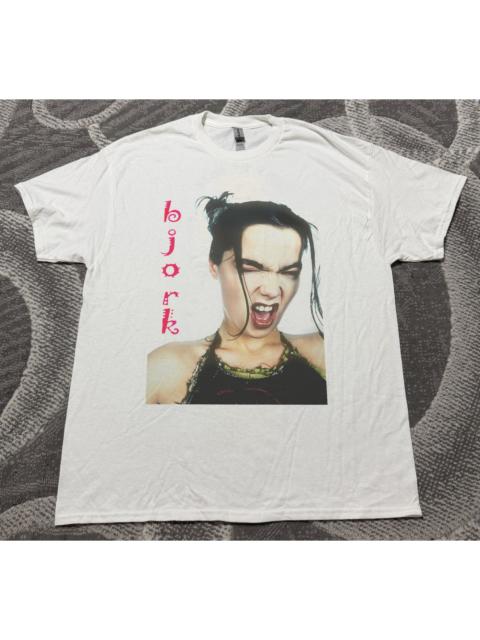Other Designers Bjork Singer T-Shirt Unisex