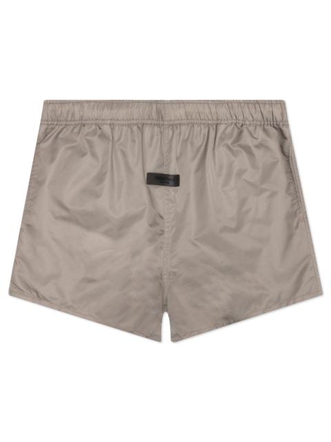 ESSENTIALS FEAR OF GOD ESSENTIALS RUNNING SHORT - DESERT TAUPE