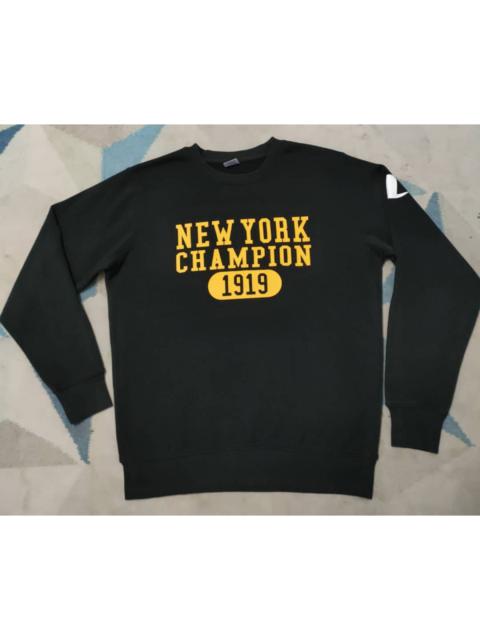 Champion Sweatshirt