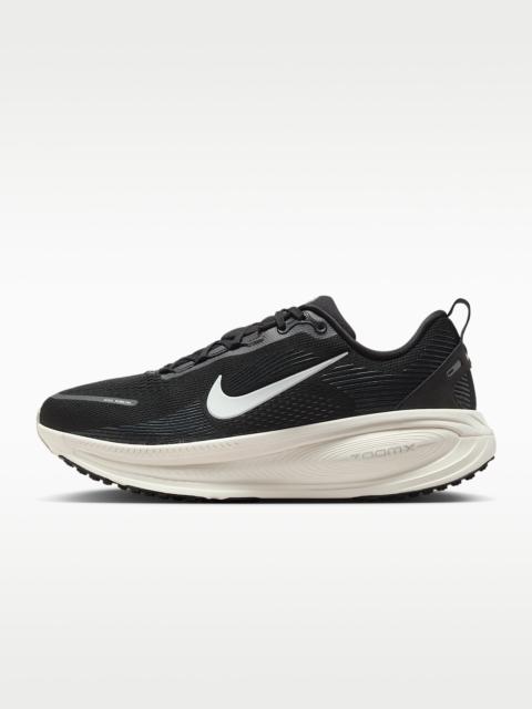 Nike Nike Vomero 18 Men's Road Running Shoes (Wide)