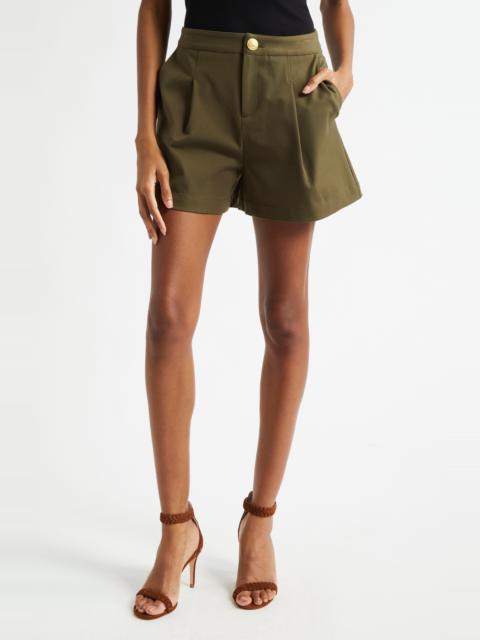 L'AGENCE L'AGENCE Saige Pleated Safari Shorts in Ivy Green at Nordstrom