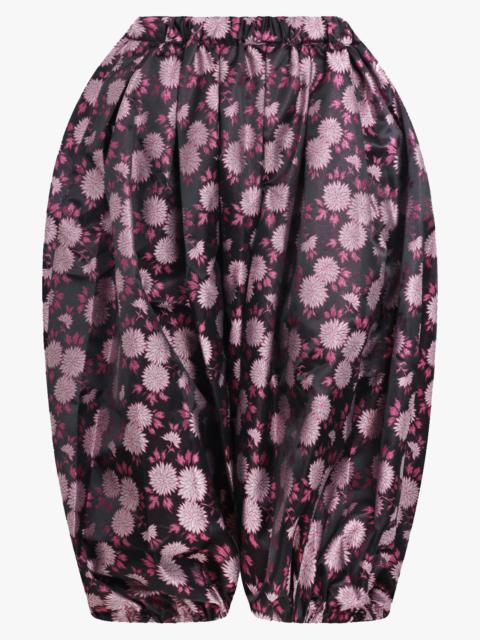 Comme Des Garçons FLORAL PRINT ELASTIC WAIST DROP CROTCH CROP PANT | BLACK/PINK