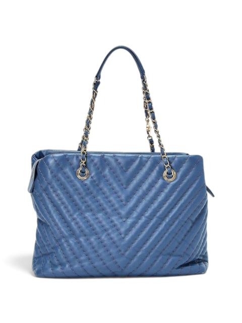 CHANEL Leather tote