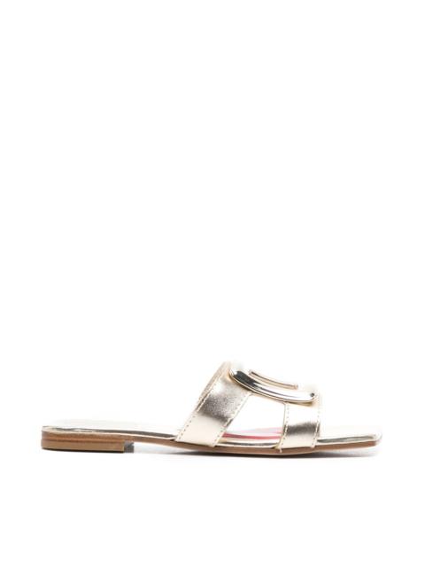 Roger Vivier Metal Buckle leather flat sandals