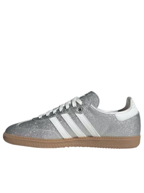 adidas (WMNS)	adidas Samba OG 'Silver Metallic' KI6264