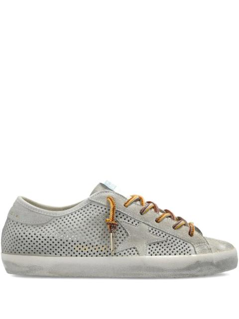 Golden Goose Super Star Perforated Quarter in Grey
