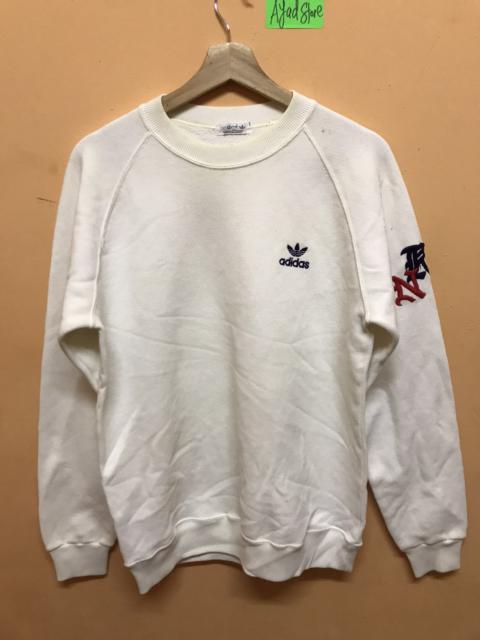 adidas ‼️VTG ADIDAS SSHIRT 80s SIMPLE PATTERN