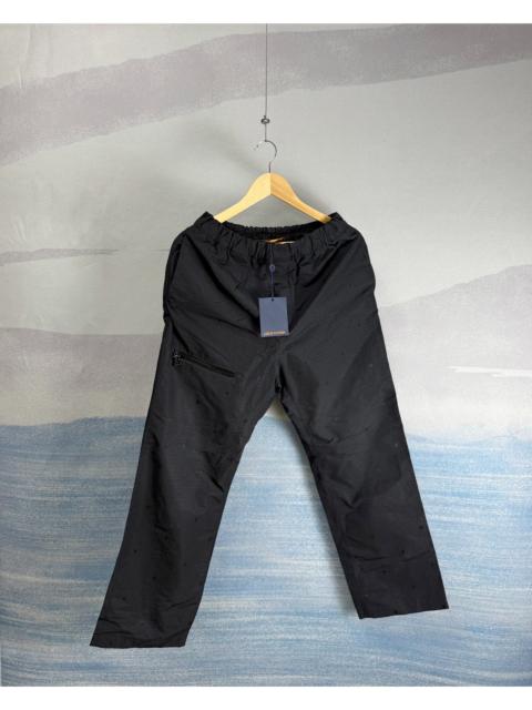 Louis Vuitton Louis Vuitton Black All-Over Print Zip-Detail Technical Trousers