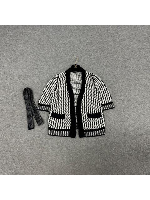 CHANEL Chanel black and white birdseye v-neck knit cardigan